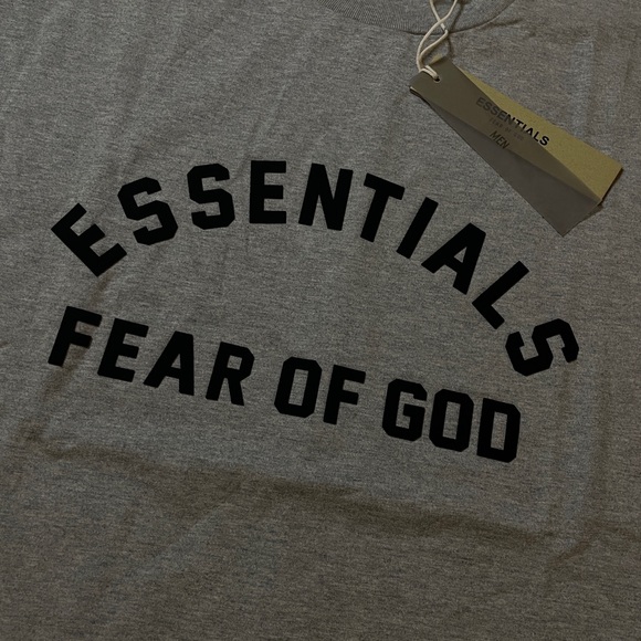Gray essentials tee - Picture 2 of 3